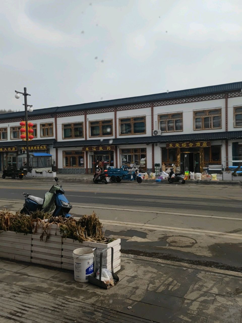 嘎嘎香烧烤麻辣烫