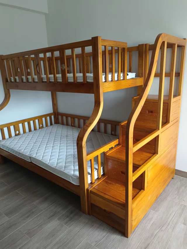 屯昌县纳百川纯木家具厂