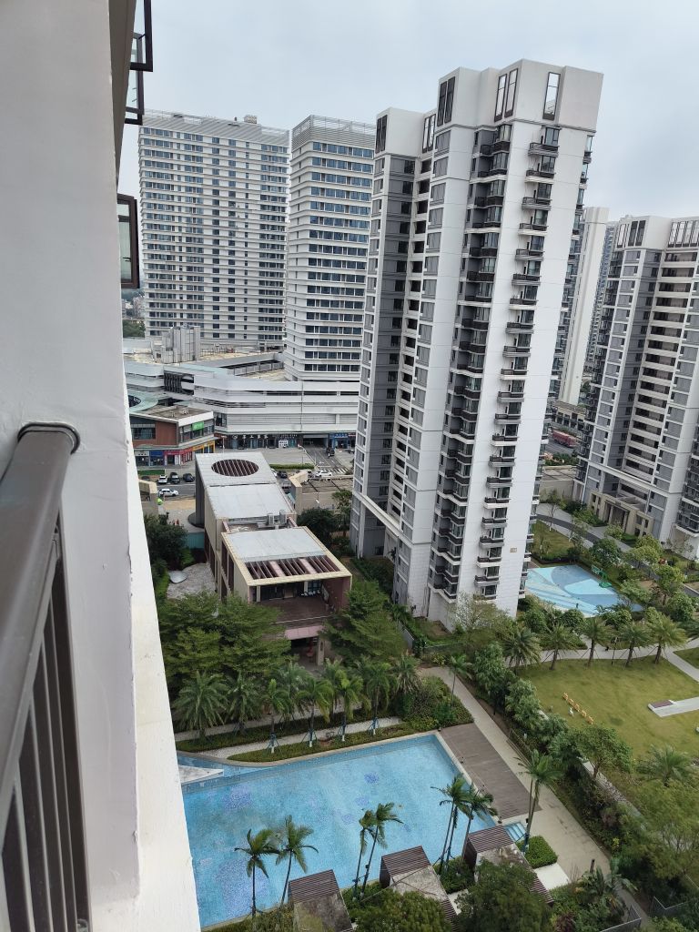 北海吾悦华府-南门