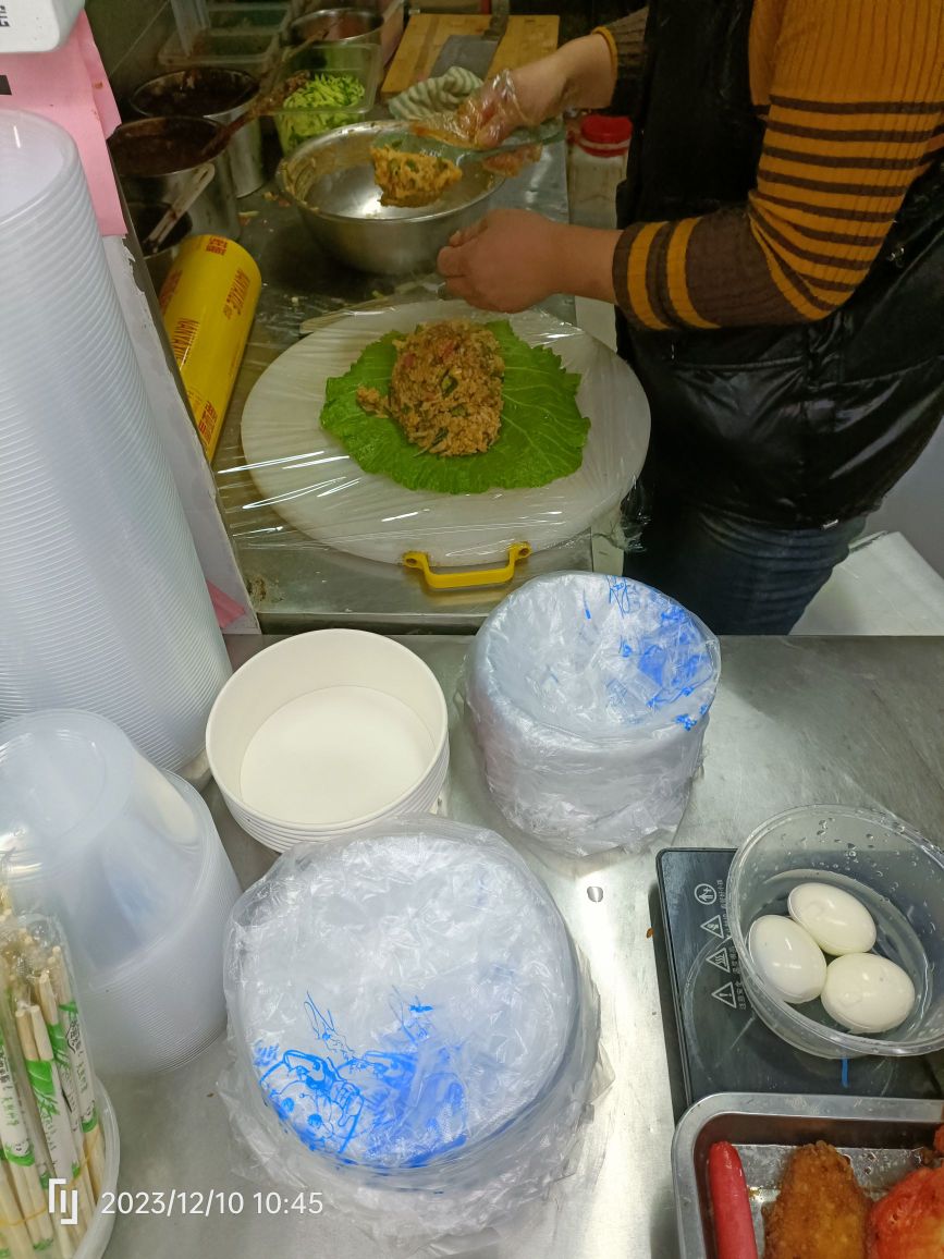 廊坊师范学院-大棚美食城