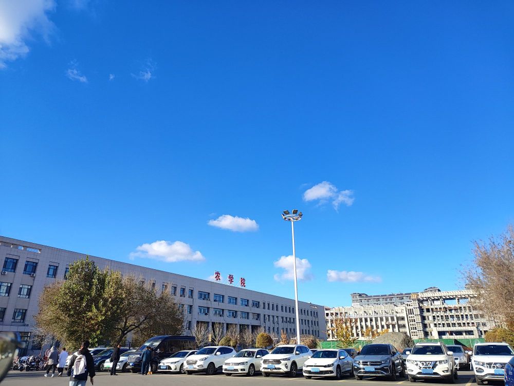 石河子大学北苑新区-南门