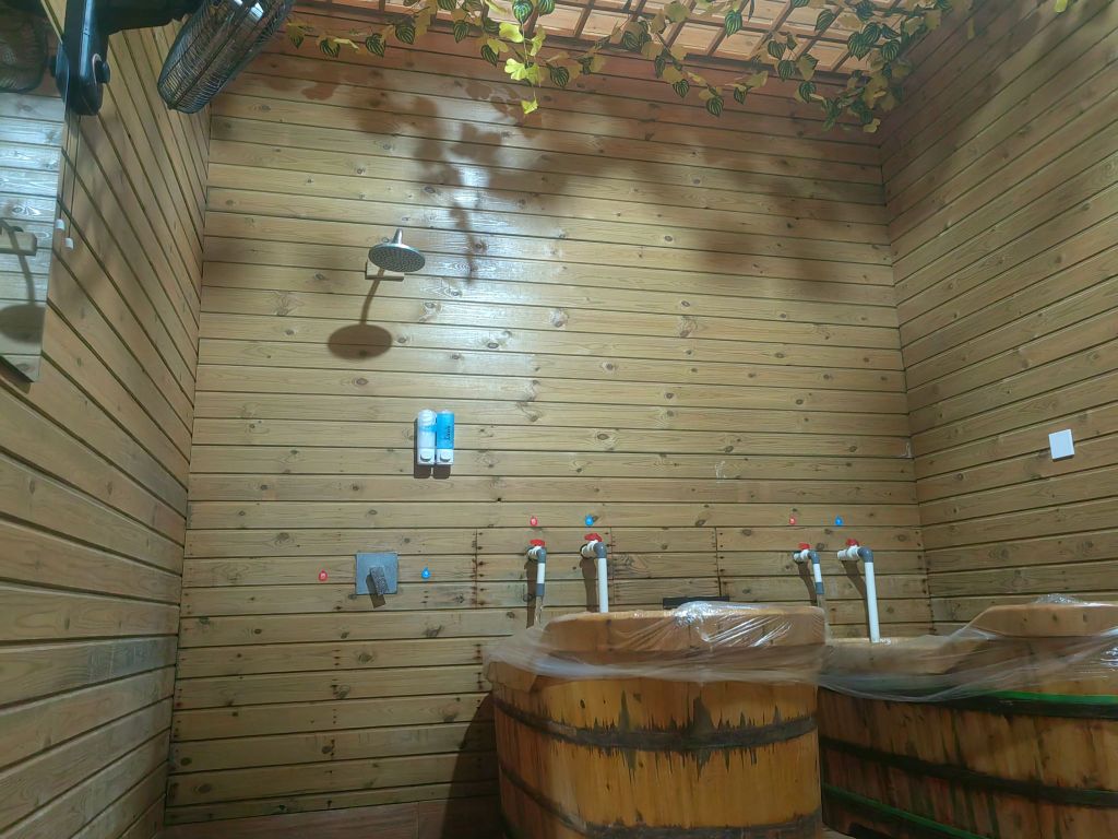 龙海市港尾一池水康养温泉