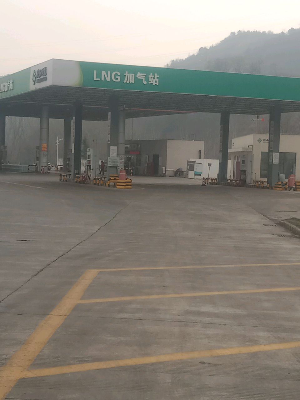 陕西燃气商洛北服务区(上海方向)LNG加气站