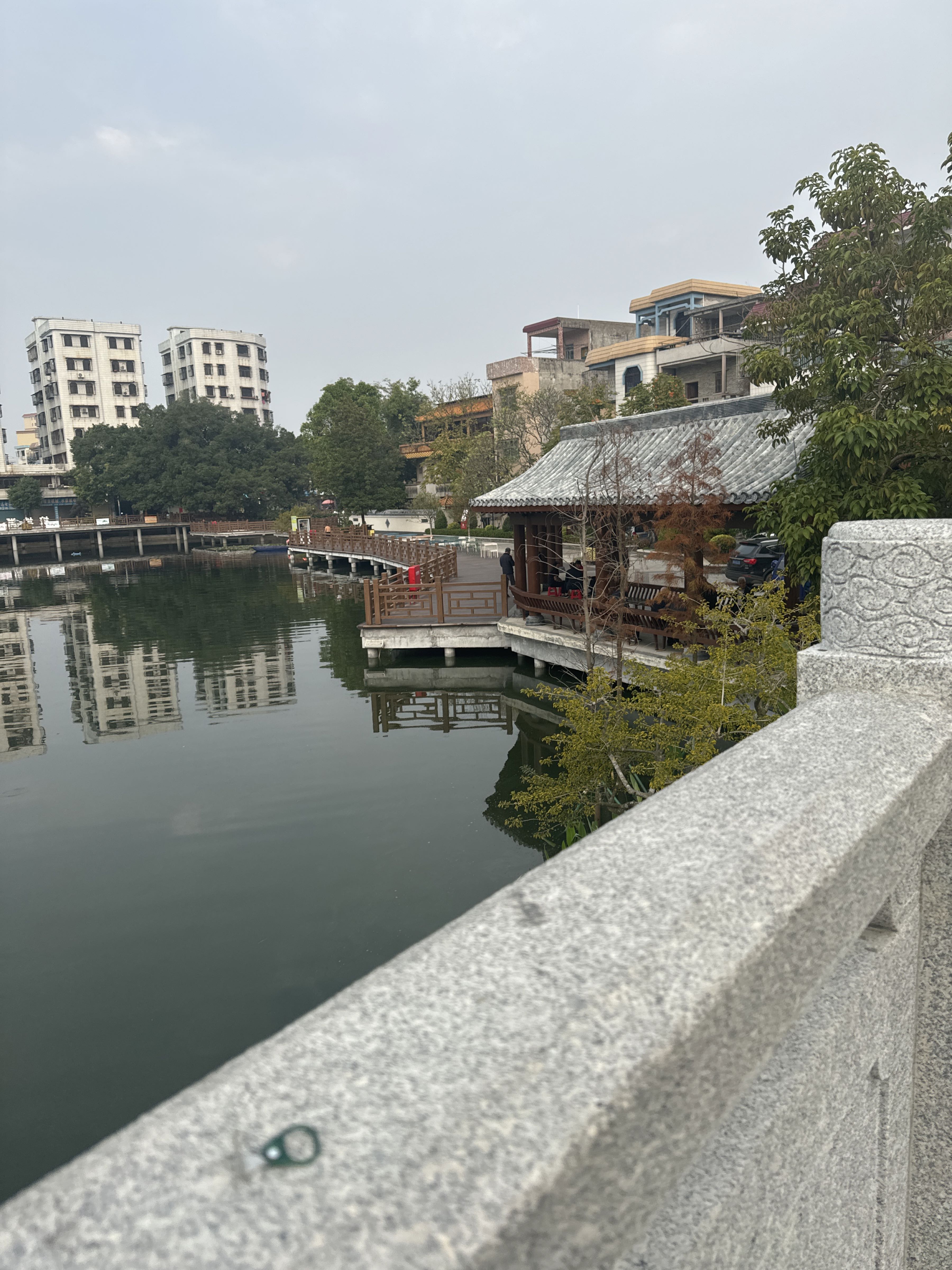 梳地湖公园