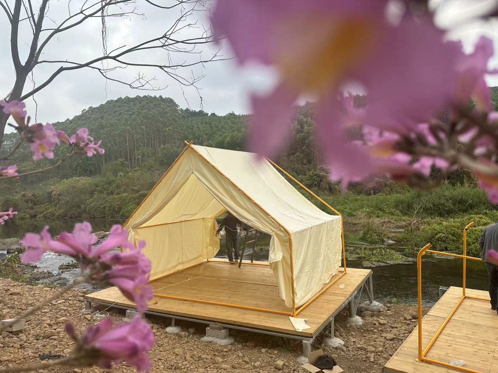 溪谷素质拓展基地