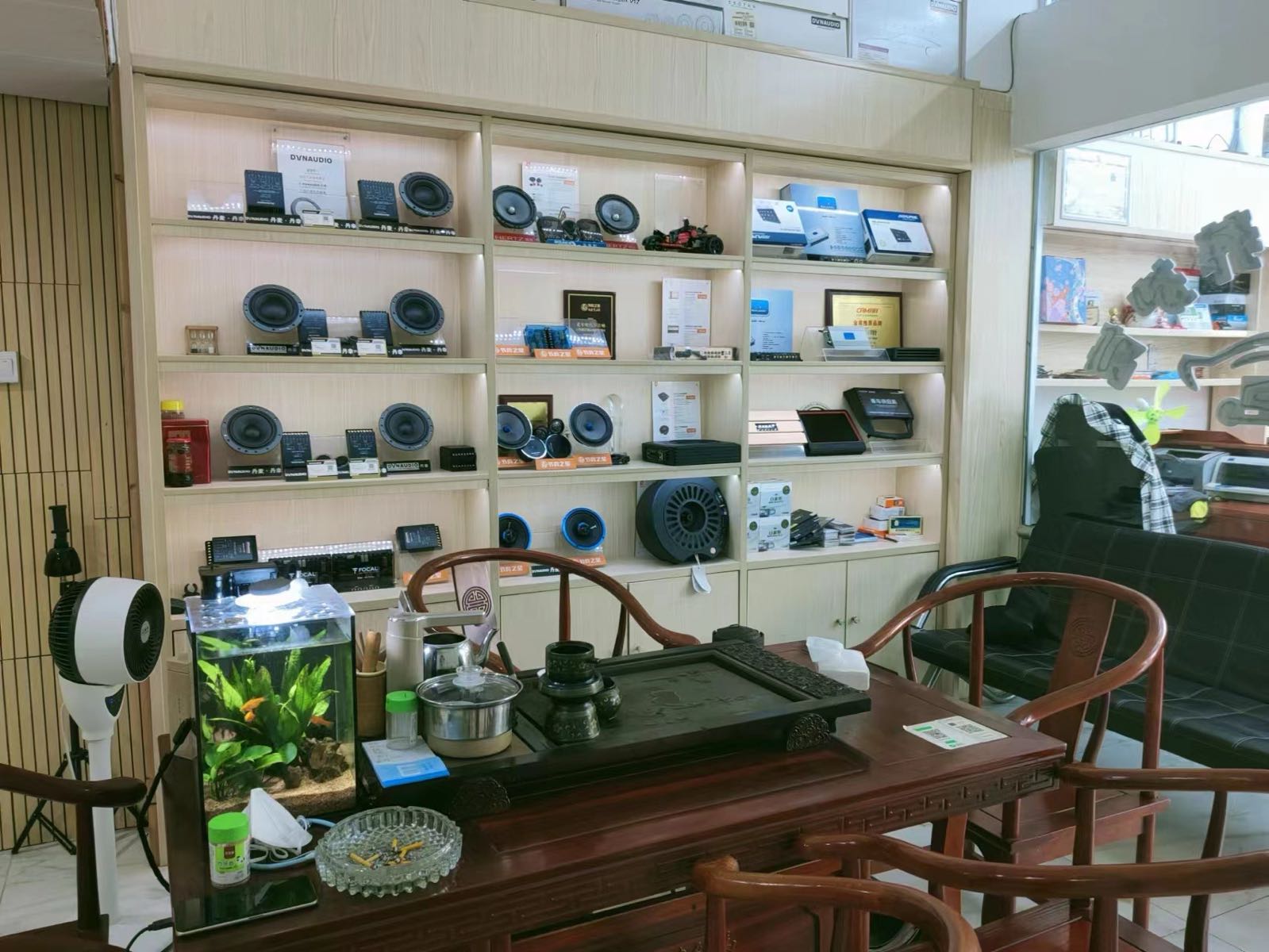 爱车吧汽车音响(三亚爱车吧店)