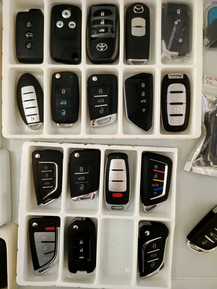 百利开锁汽车钥匙