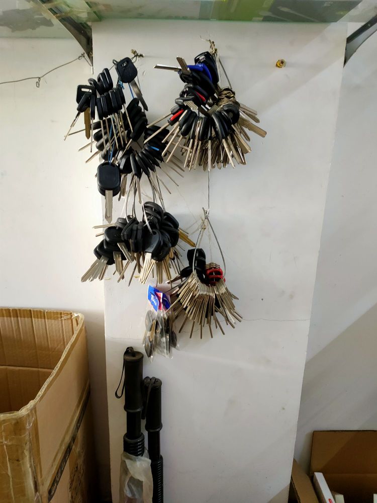 百利开锁汽车钥匙