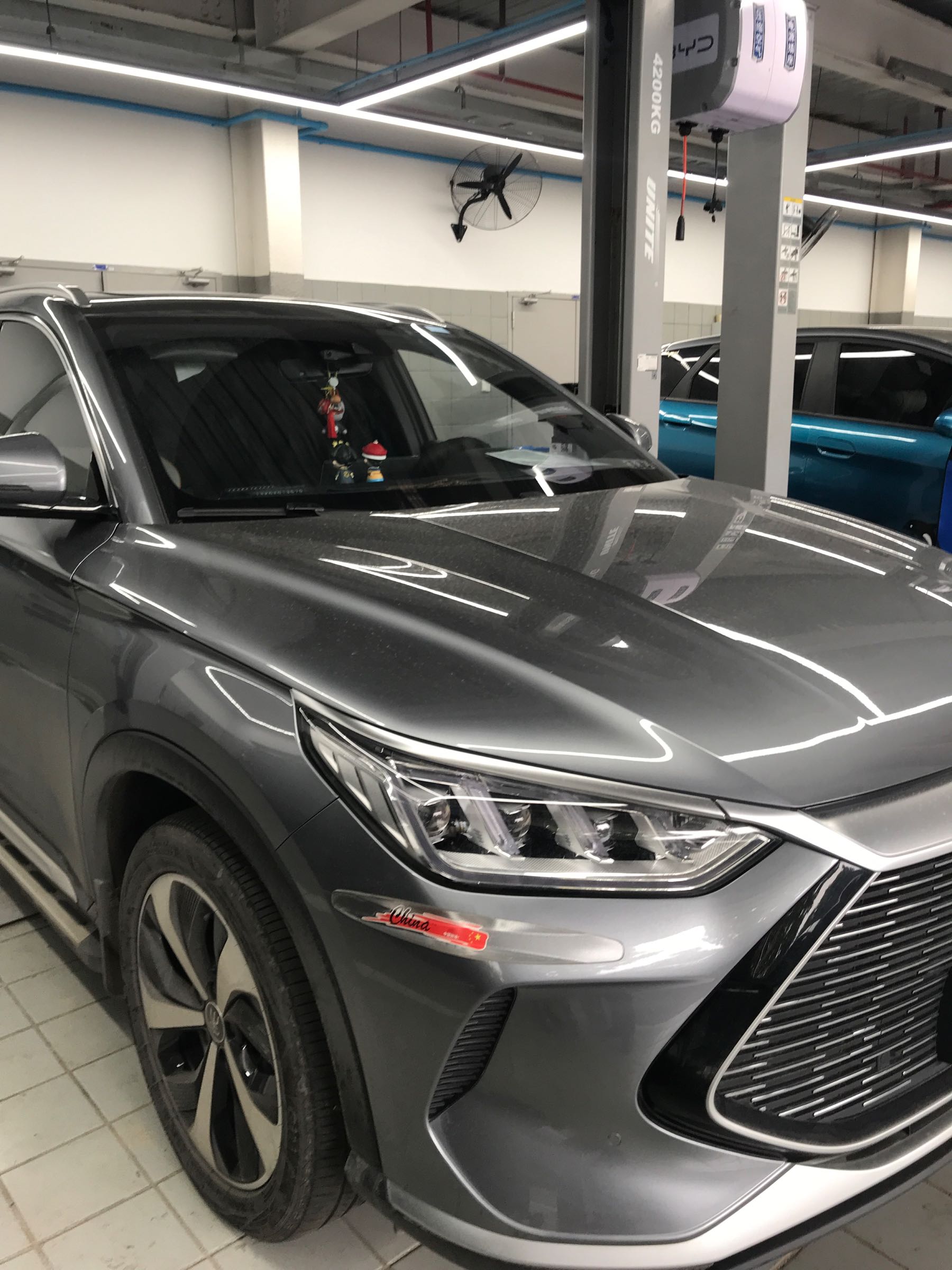 比亚迪(惠州盛世新景双网旗舰4S店)