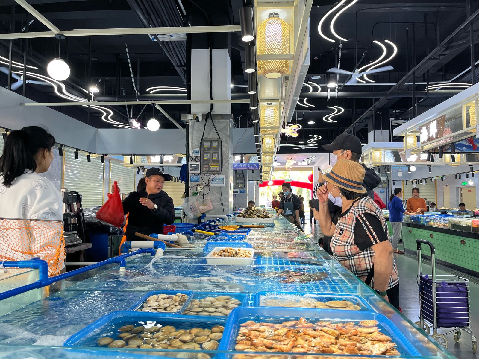 新村大集海鲜农贸市场