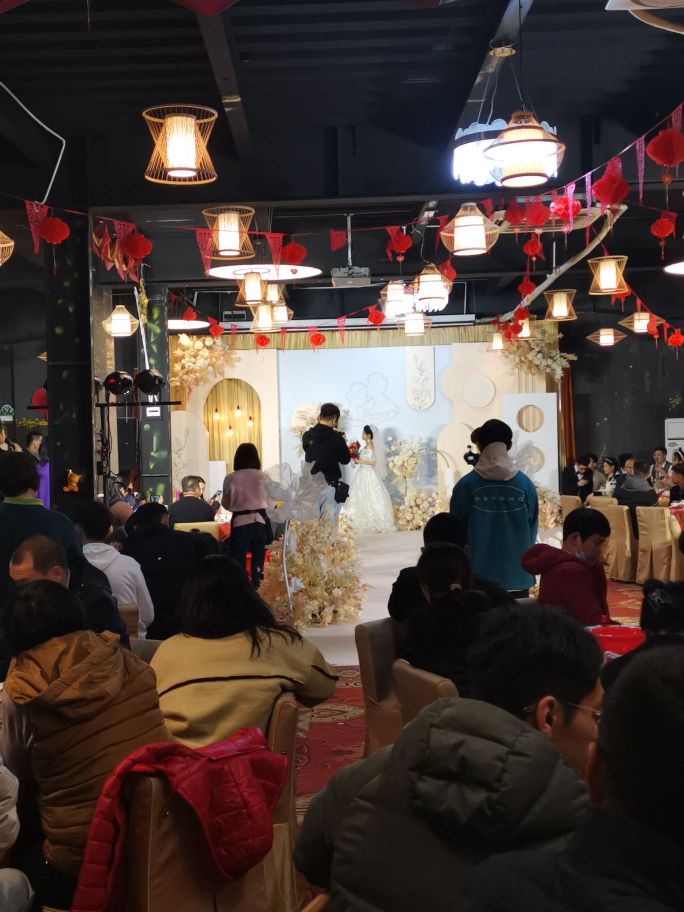 象皇美食(银河港湾店)