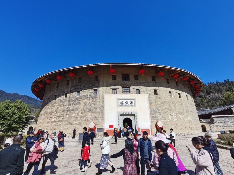 福建土楼客家民宿文化村游客服务中心-地上停车场