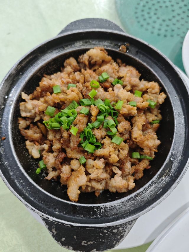 荣峰渔邨