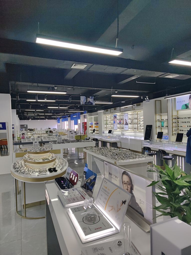 熊师傅配镜工厂