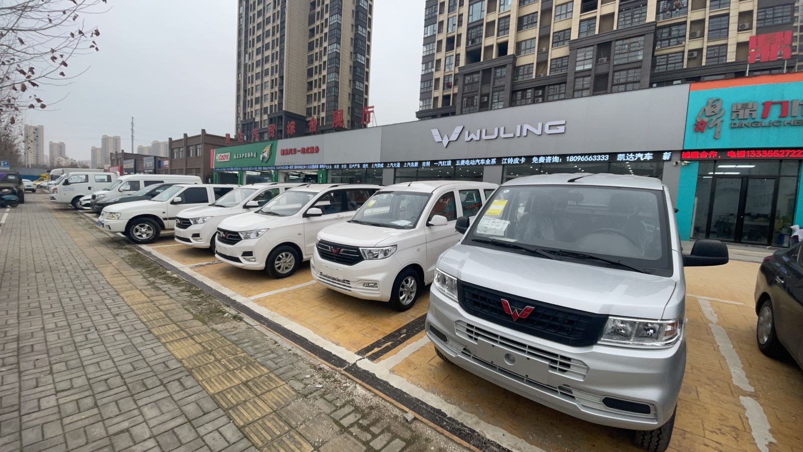 凯达汽贸捷奥汽修一站服务式中心