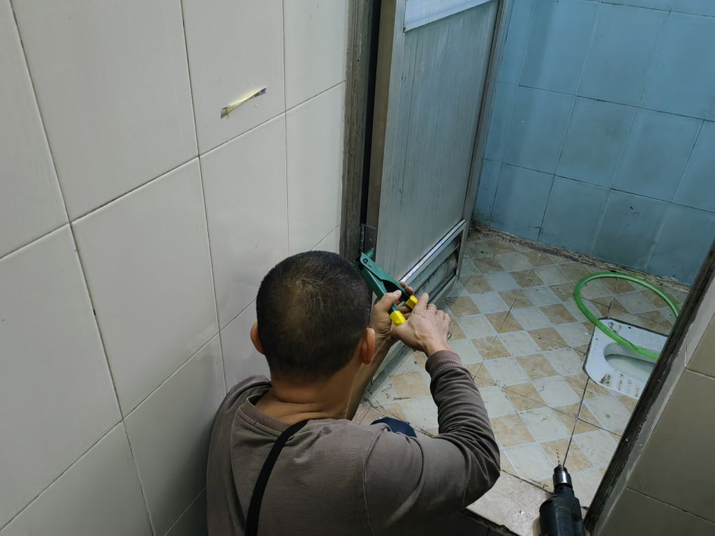 联顺开锁汽车钥匙