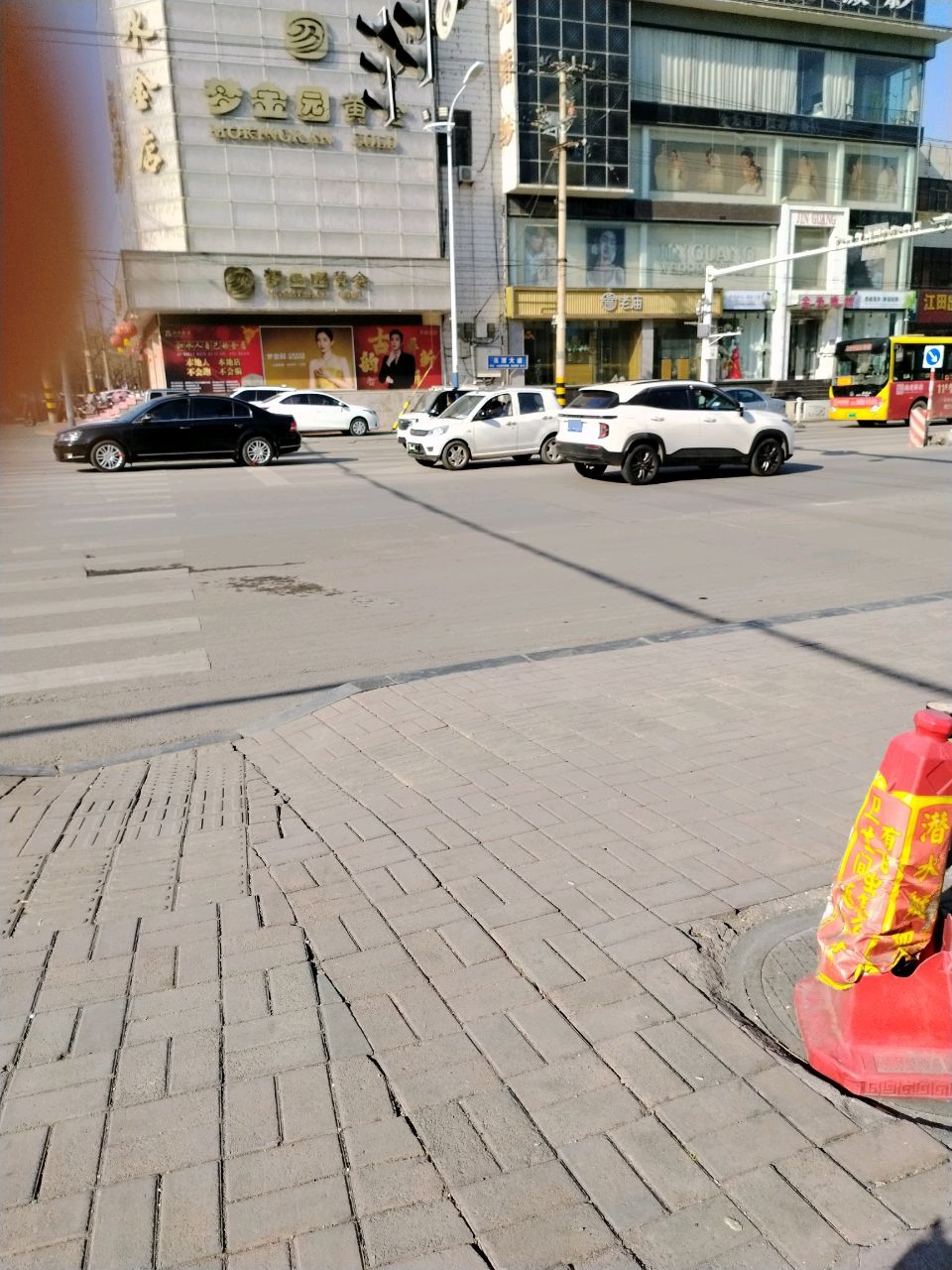 泗水金殿