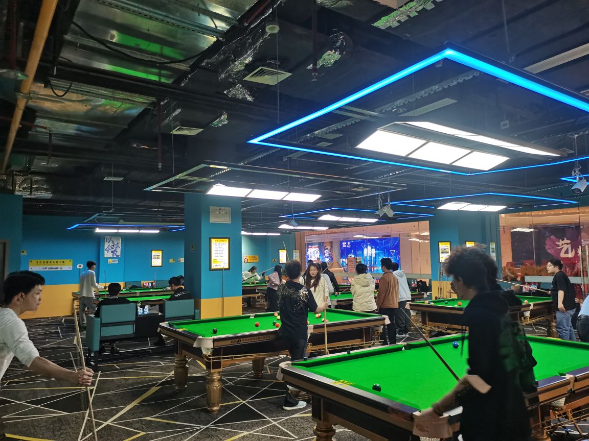 小铁24h无人自助台球(南宁蓝鲸世界店)