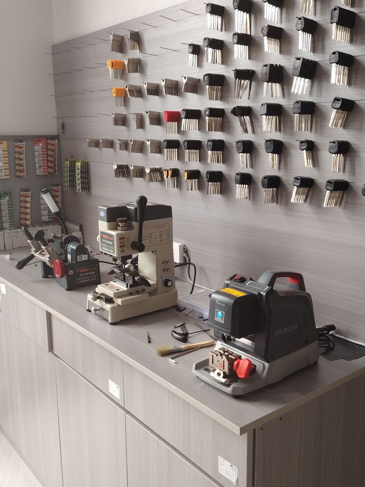 无锁不能开锁(金沙雅苑店)