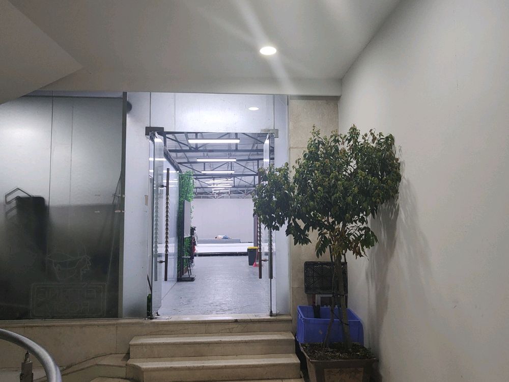 广州鸿韵空翻特技馆