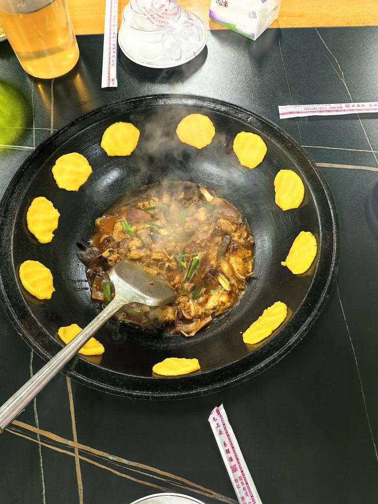 李记柴火鸡石锅鱼猪肚鸡