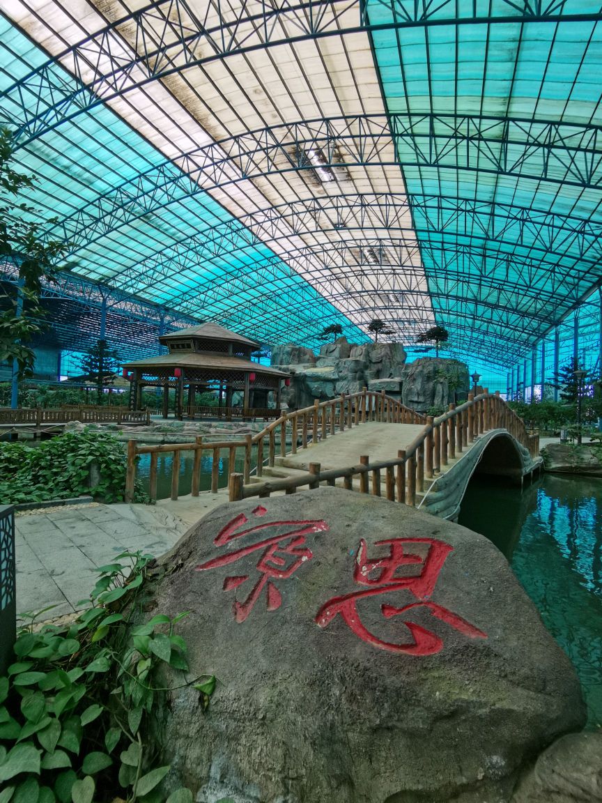 泥河湾温产泉水世界