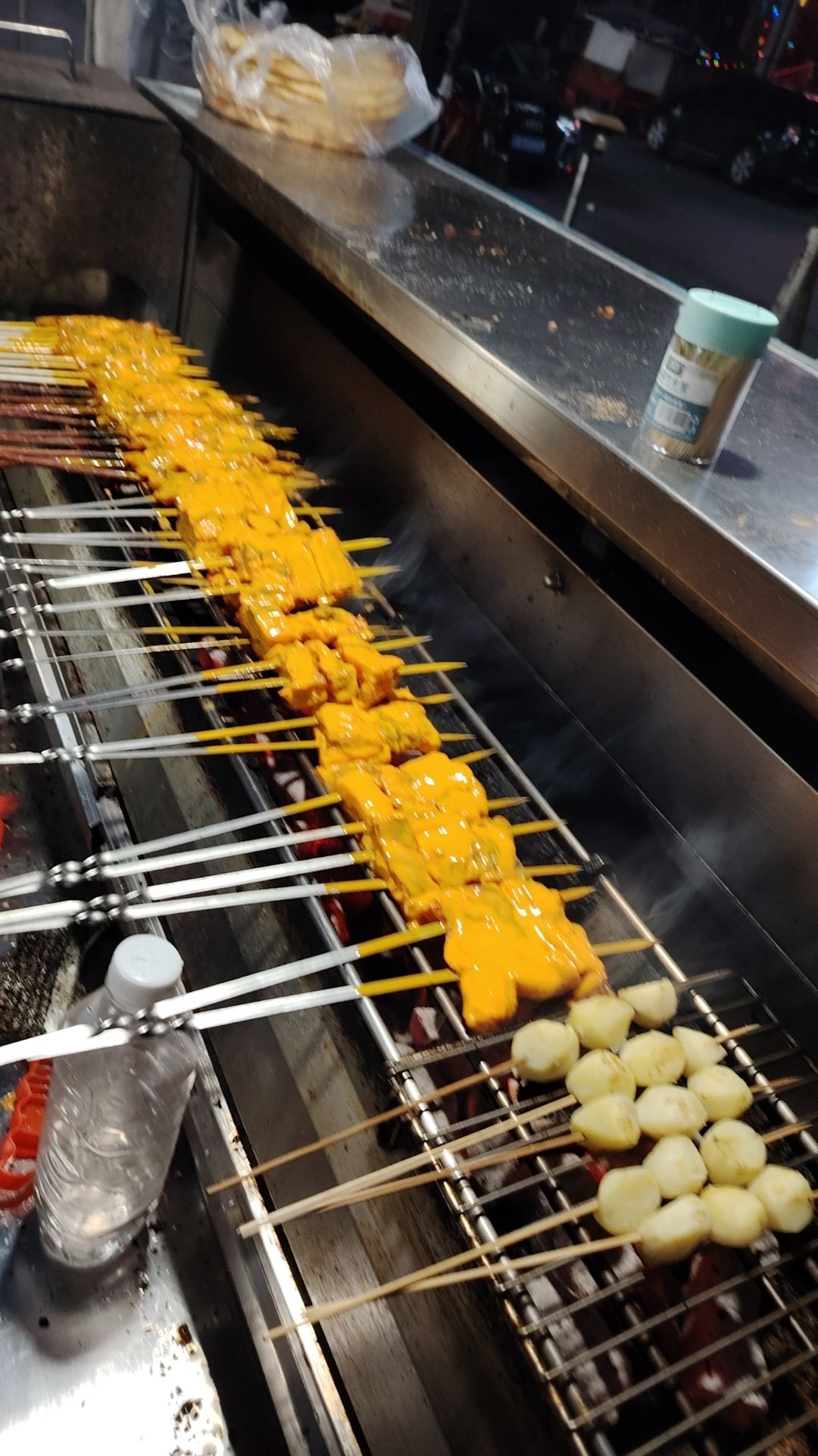新疆瓦热斯美味羊肉串(彩虹桥店)