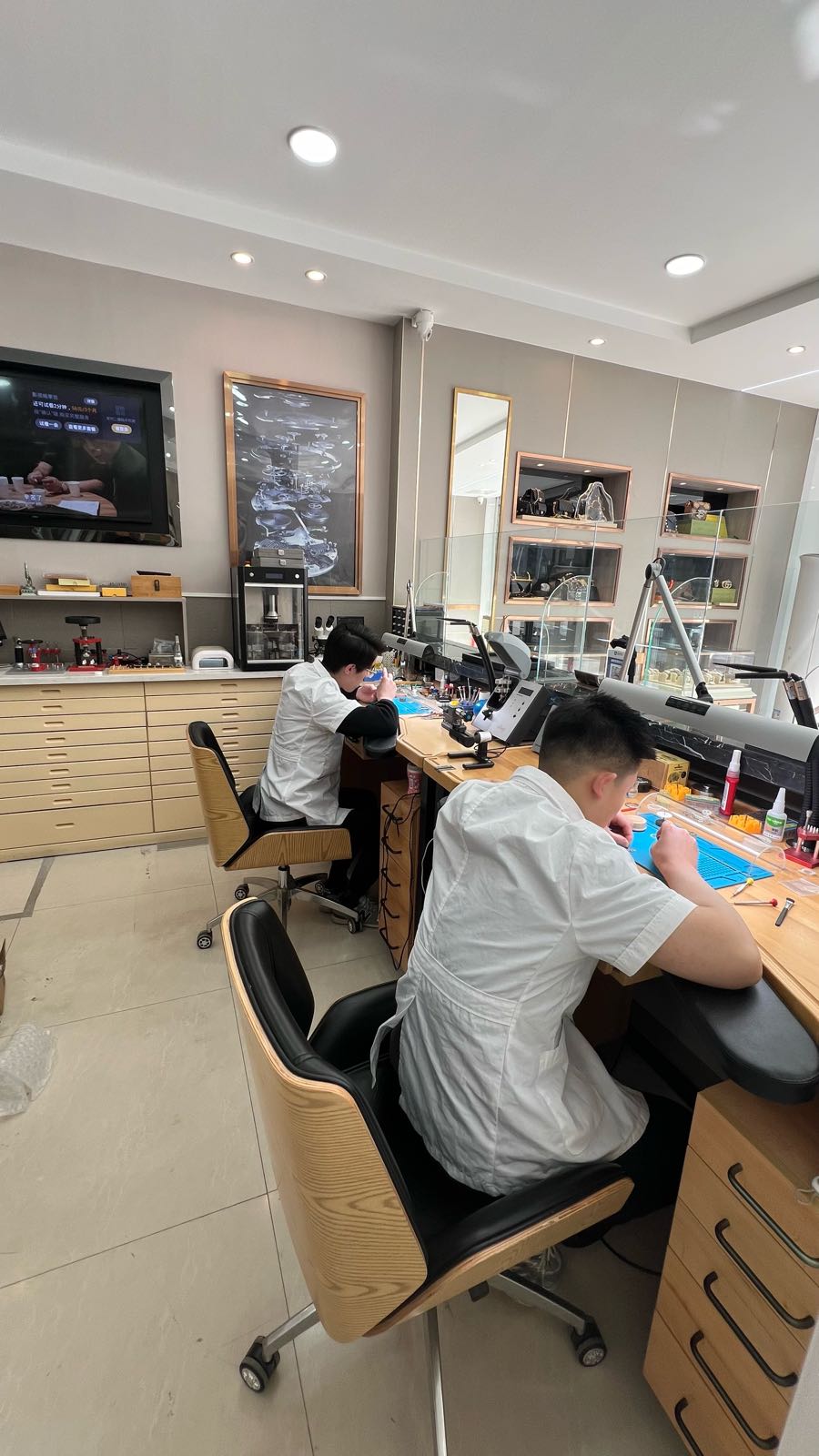 毕师傅名表(丽璟名品购物中心店)