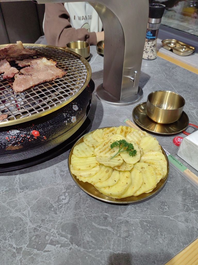 牛鲜生炭火烤肉