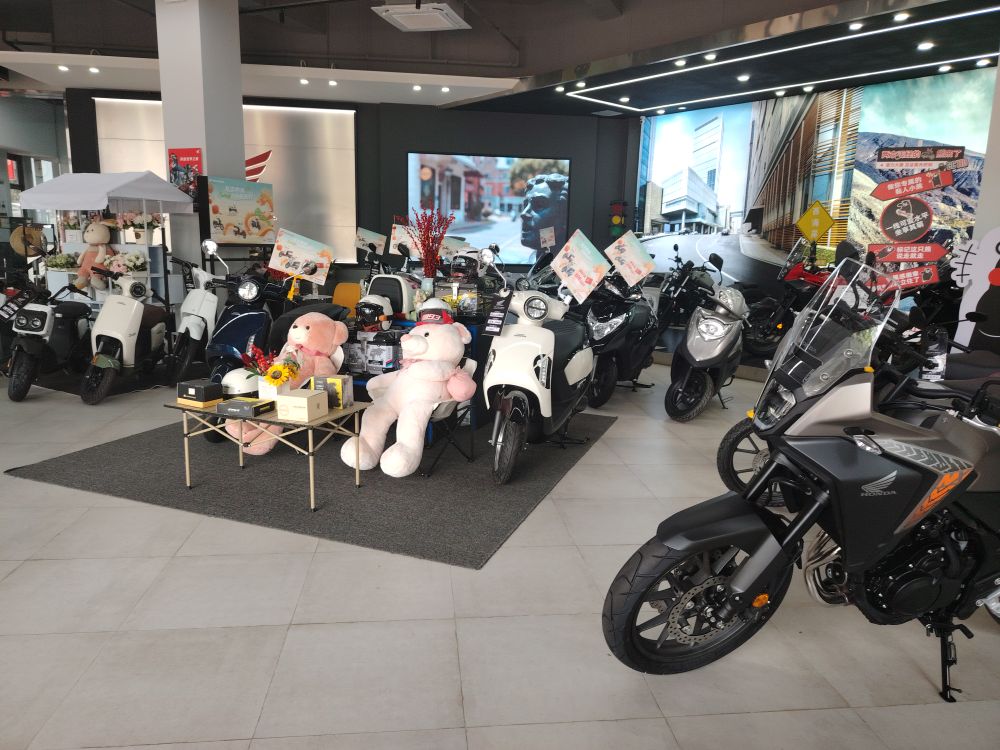 新大洲本田摩托车(海口中排店)