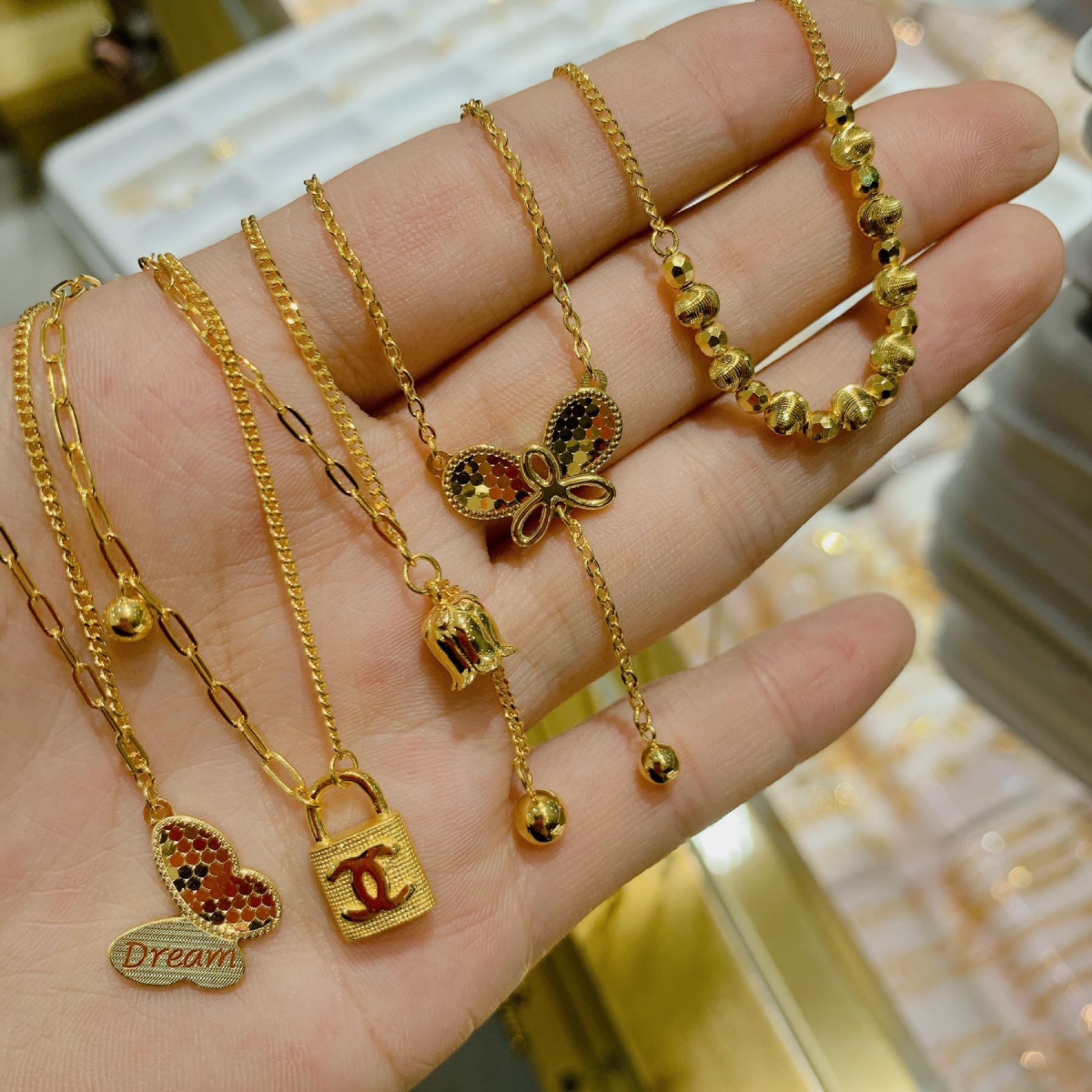 同优寄卖行(徐州华润万象府店)