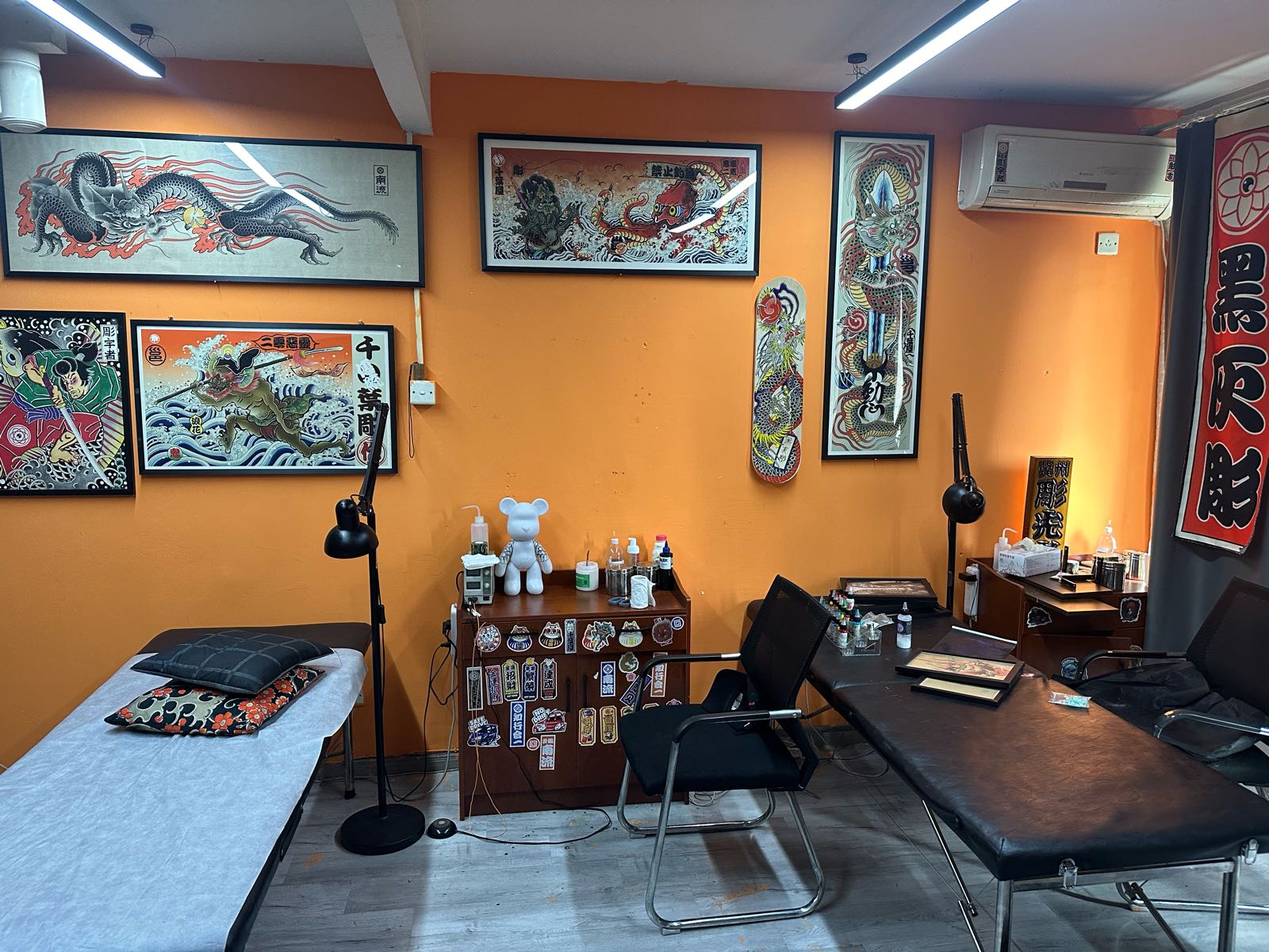 黑灰彫刺青处·TATTOO STUDIO