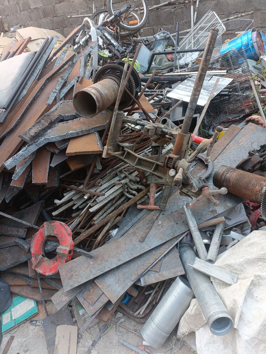 海口秀英招八方财再生资源回收站