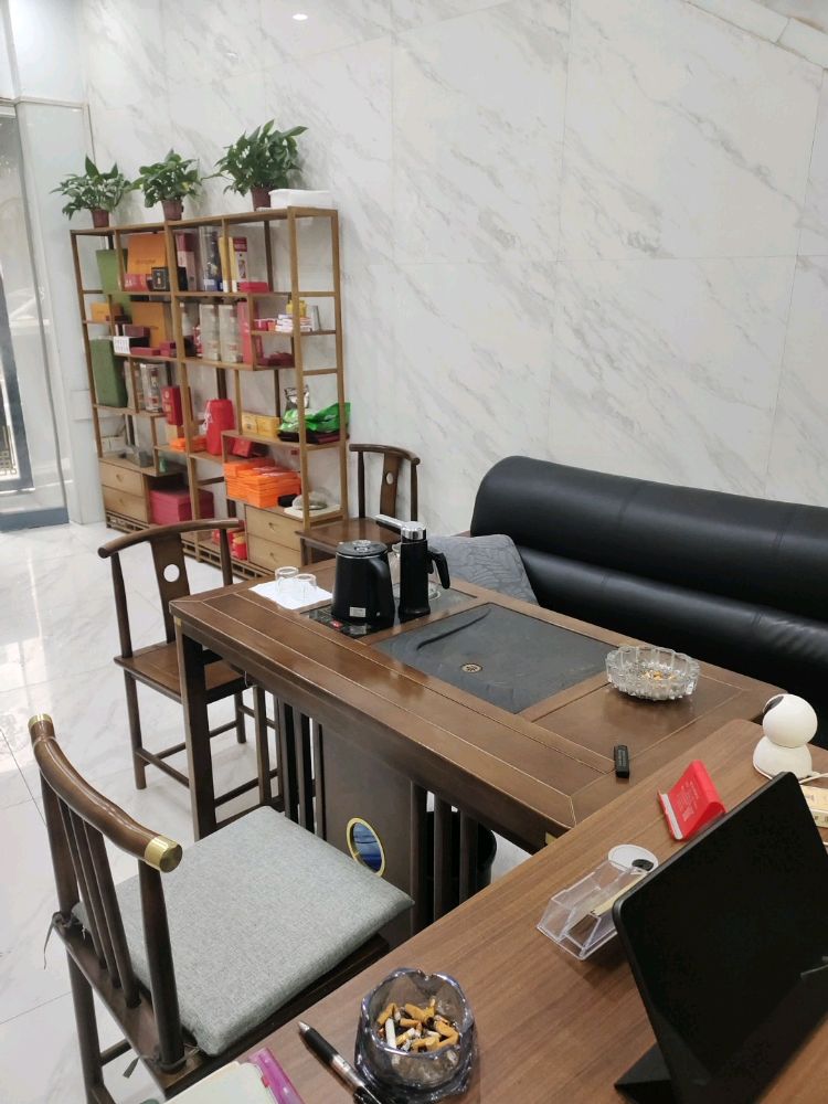 众典寄卖行(黄金回收中心)