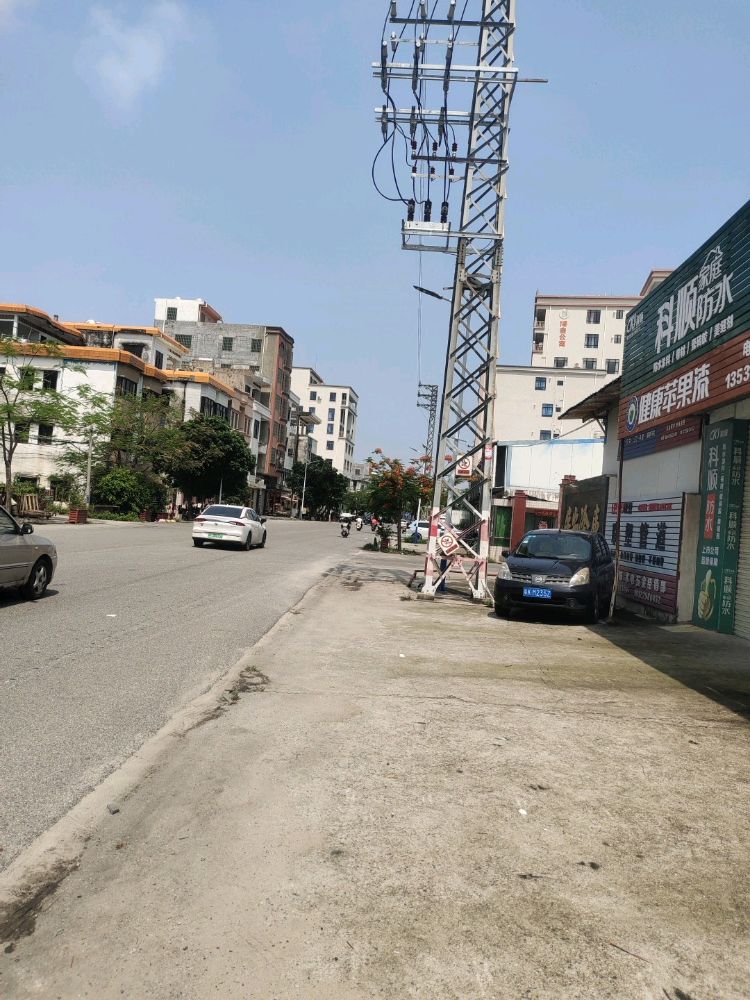 广东省茂名市电白区博贺镇广安冷库环保水漆联塑防水3号档口