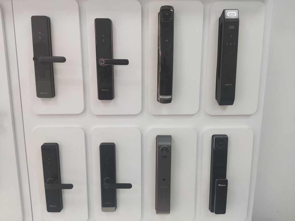 壹家锁业(开锁换锁指纹锁汽车遥控)