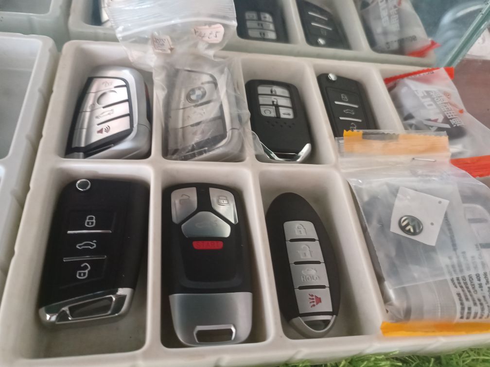 泸西开锁配汽车钥匙