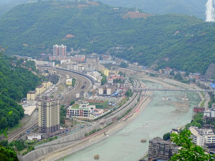 南山