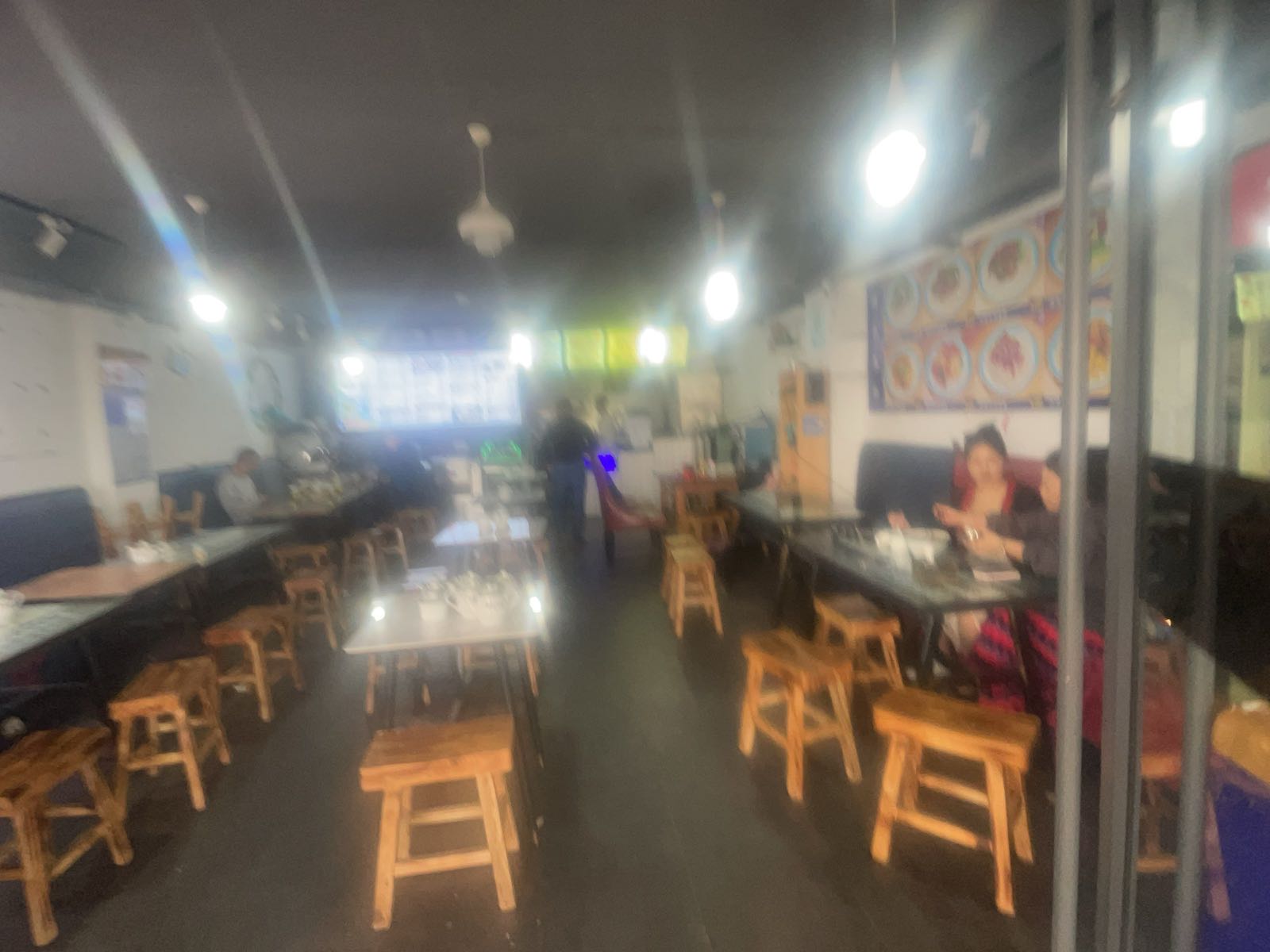 清真伊润穆泽兰州拉面店