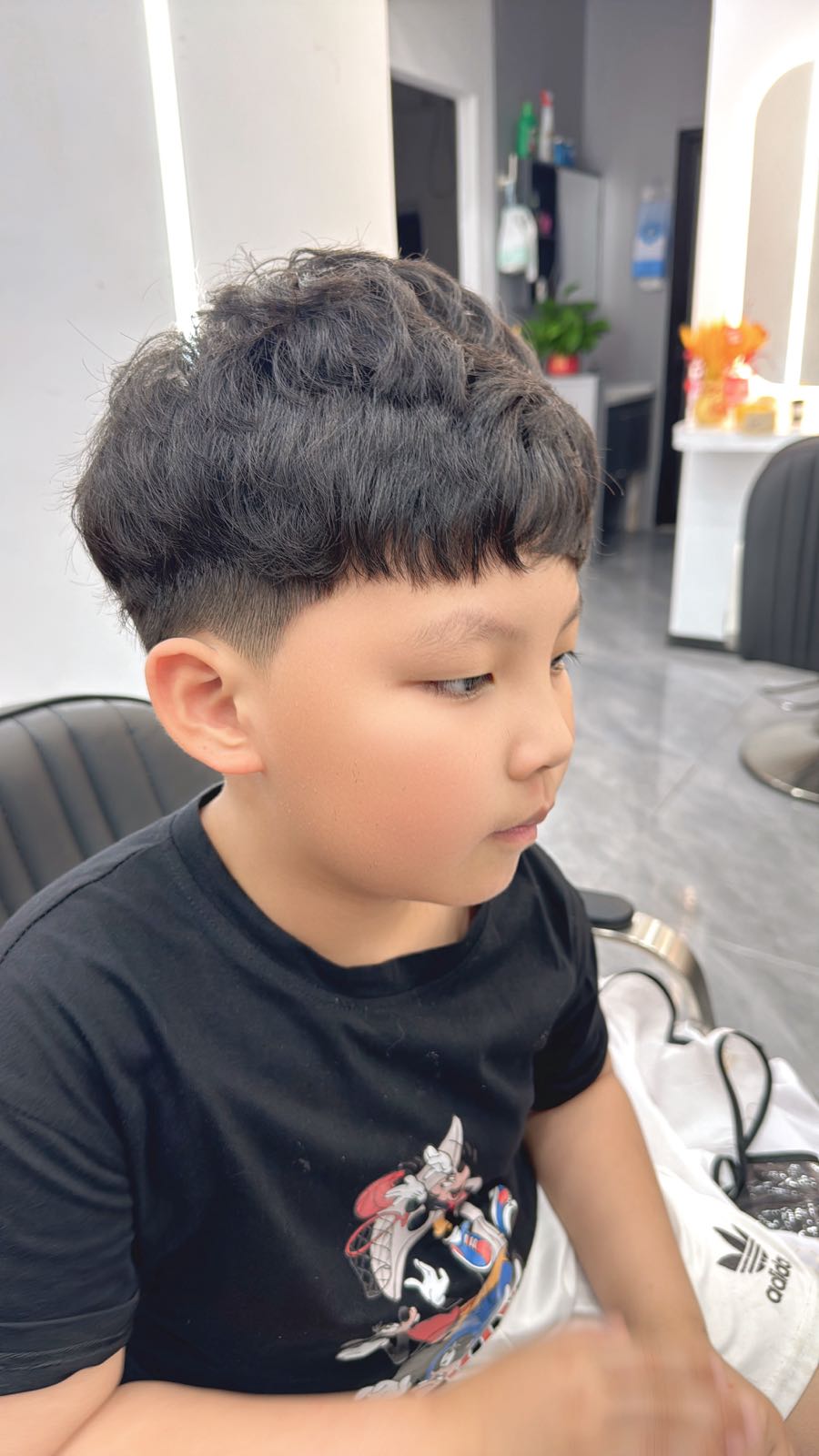 韩辰耀美·美发(诚信路店)