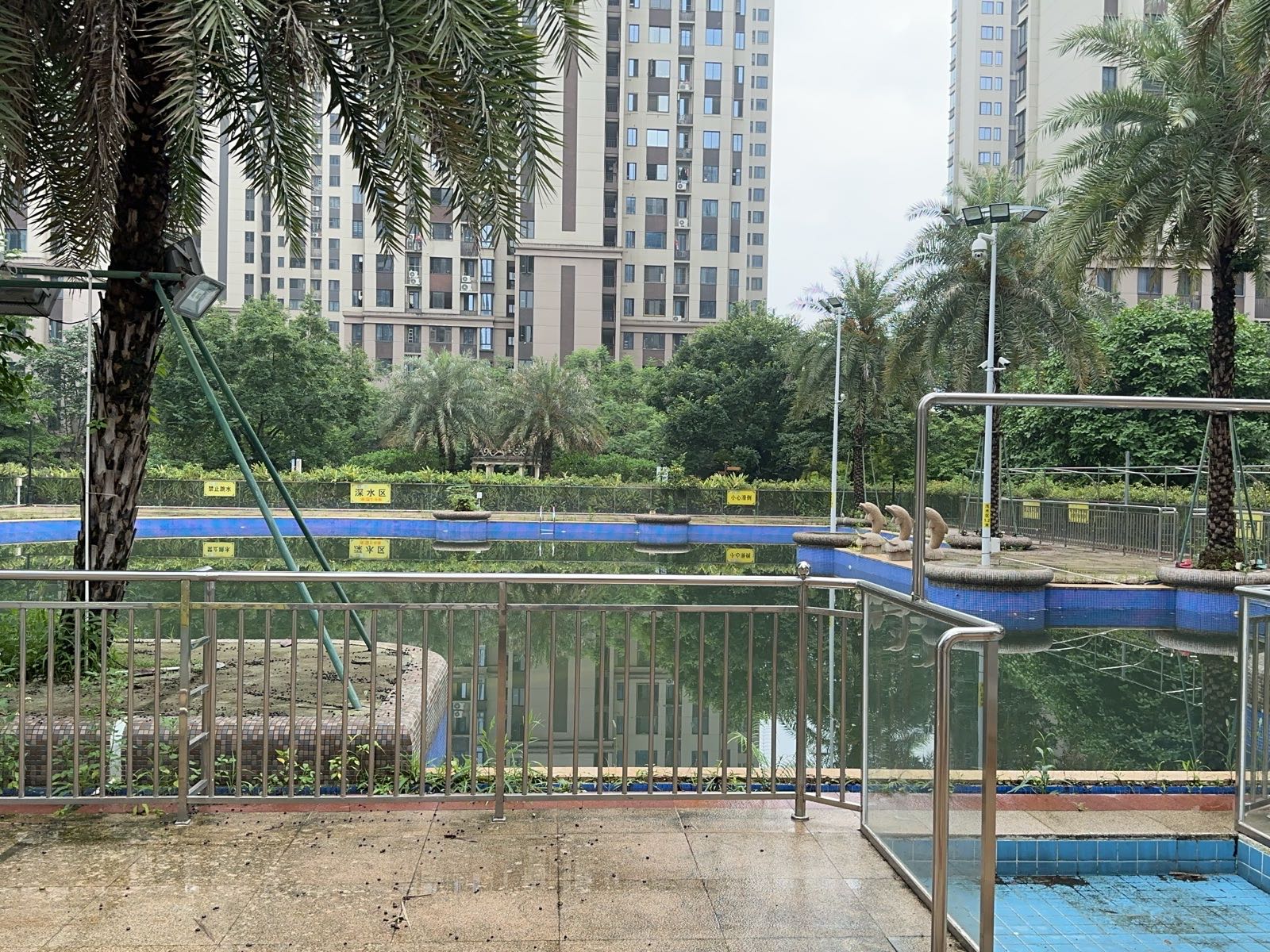 国贸润园-游泳池