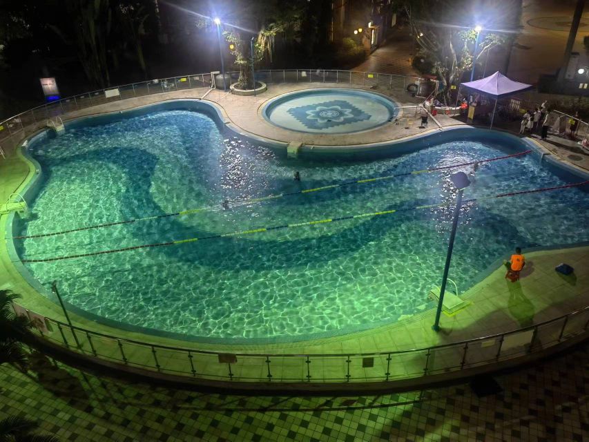 合正逸园游泳池