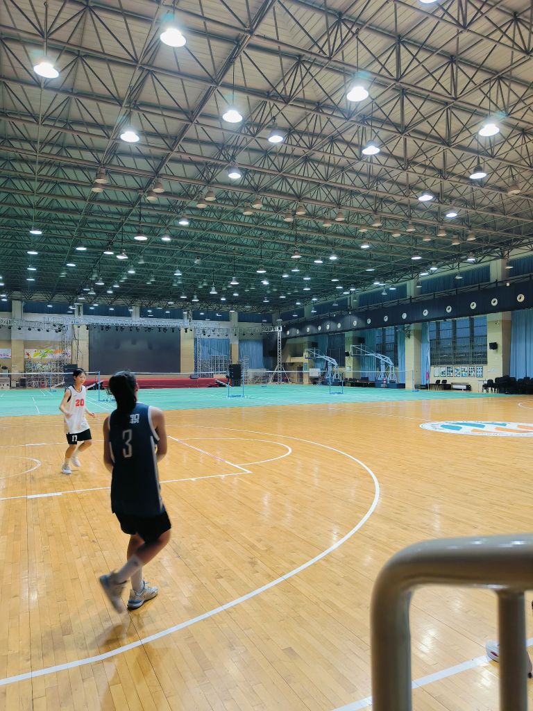 光明游泳馆总训练基地办事处