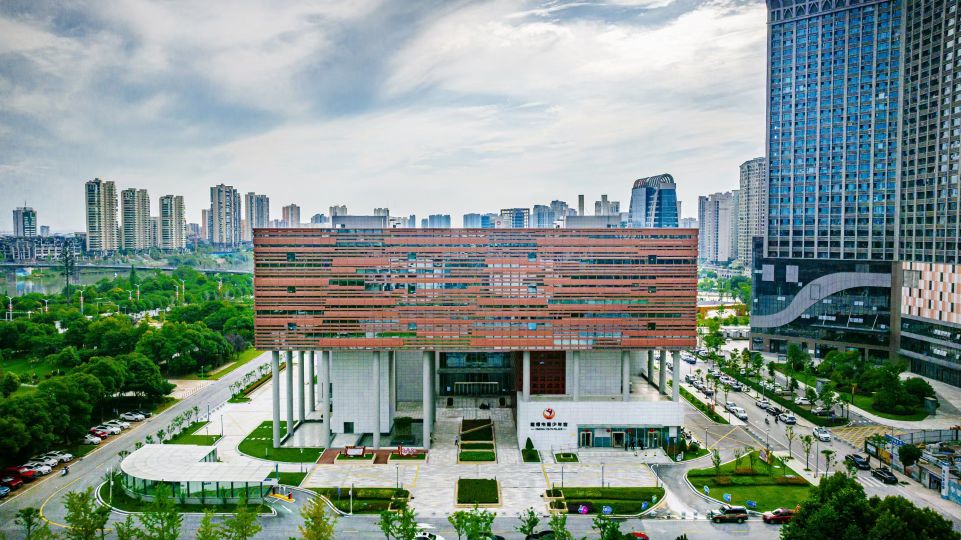 鹰潭市文化艺术中心