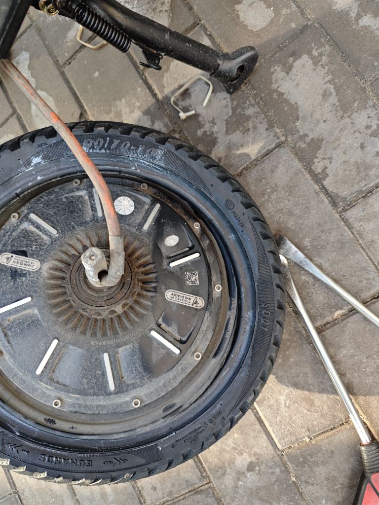雅迪电动车(盐步旗舰体验店)