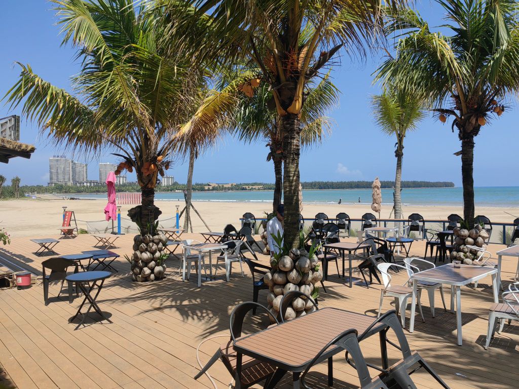 嘿嘿海滩咖啡音乐烤吧