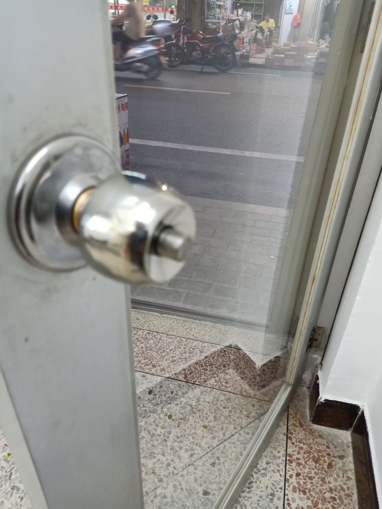 开锁换锁配钥匙