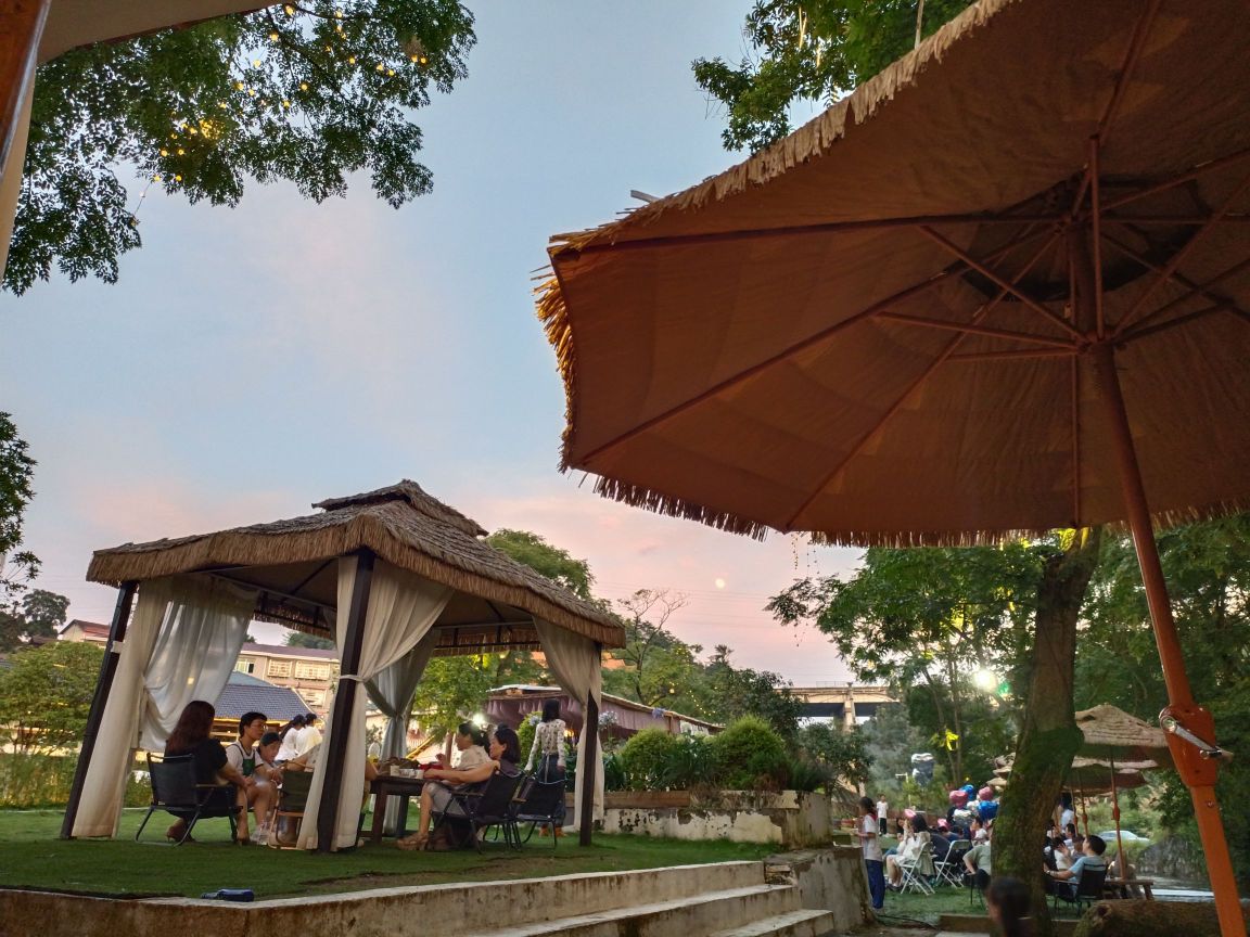邻溪咖啡西餐厅
