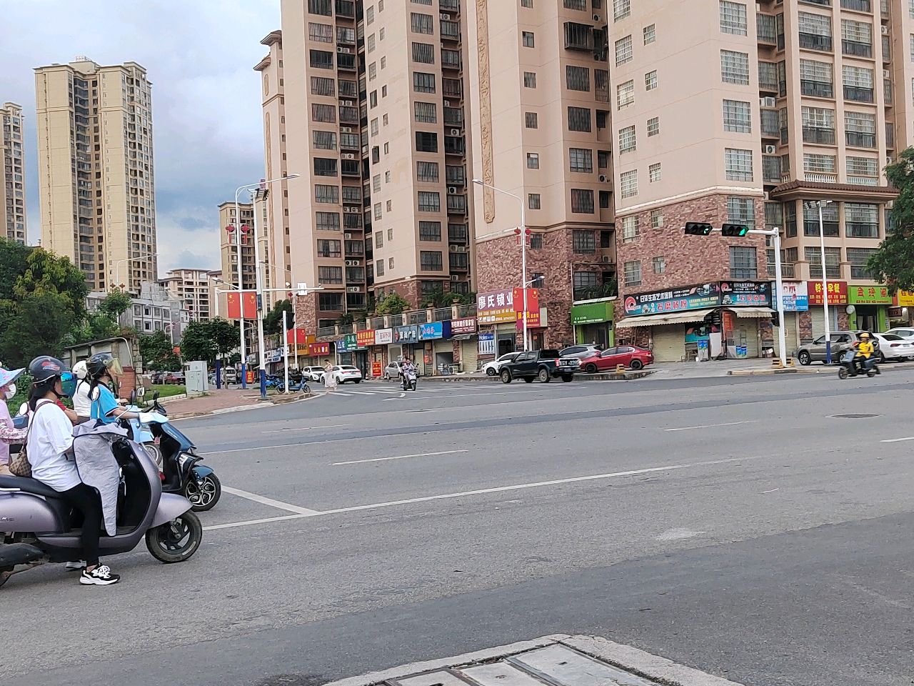 杨氏锁业(武宣县S304店)