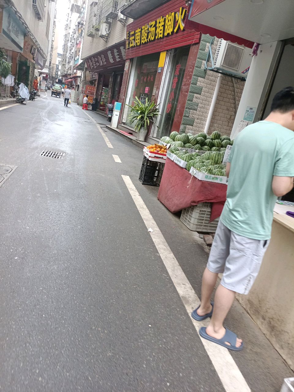 云南酸汤猪脚火锅(翁角路店)